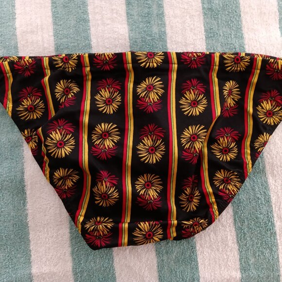 RARE VINTAGE 1" HOM SWIM BRIEF, SIZE 34", BLACK/RED/YELLOW FLOWERED (NWOT) - Picture 2 of 7